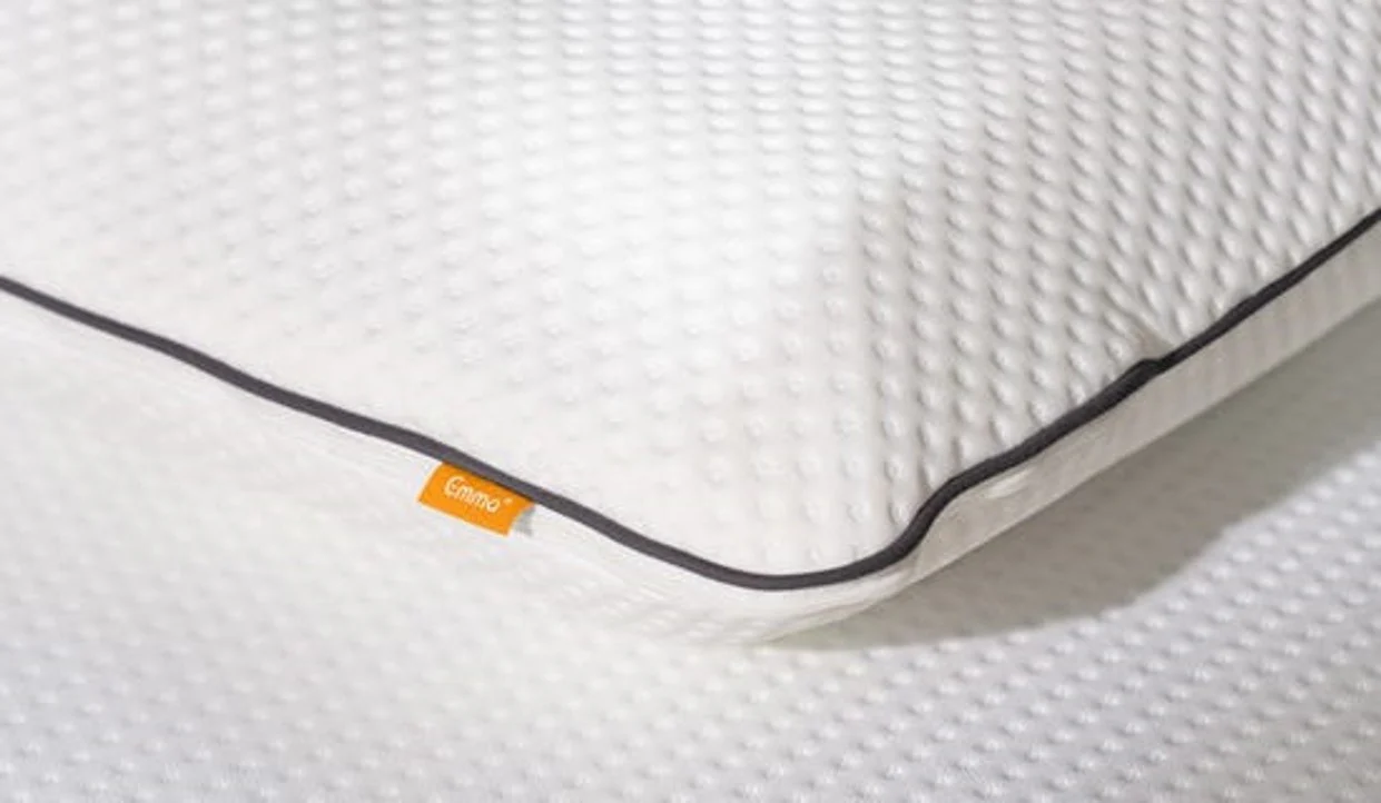 Emma Memory Foam Pillow - Image 4